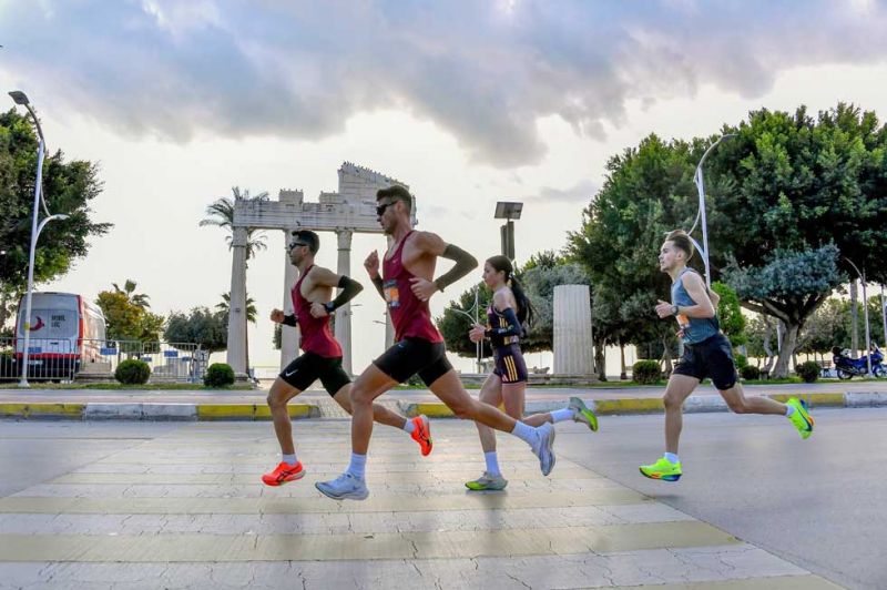 6. Uluslararası Mersin Maratonu (5).jpg